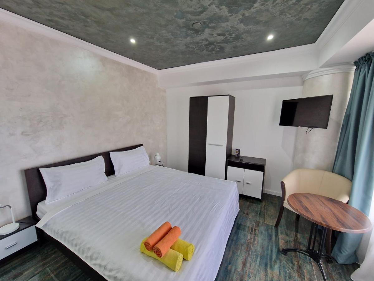 Kpm Downtown Apartments Bucarest Extérieur photo